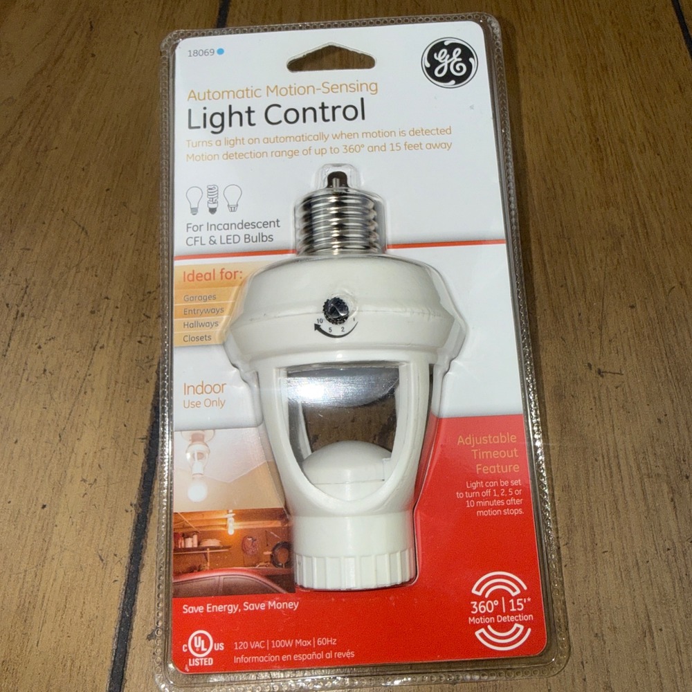 GE Automatic Motion Sensing Light Control‎ Adapter 360 Degree 15 Foot Range Ied
